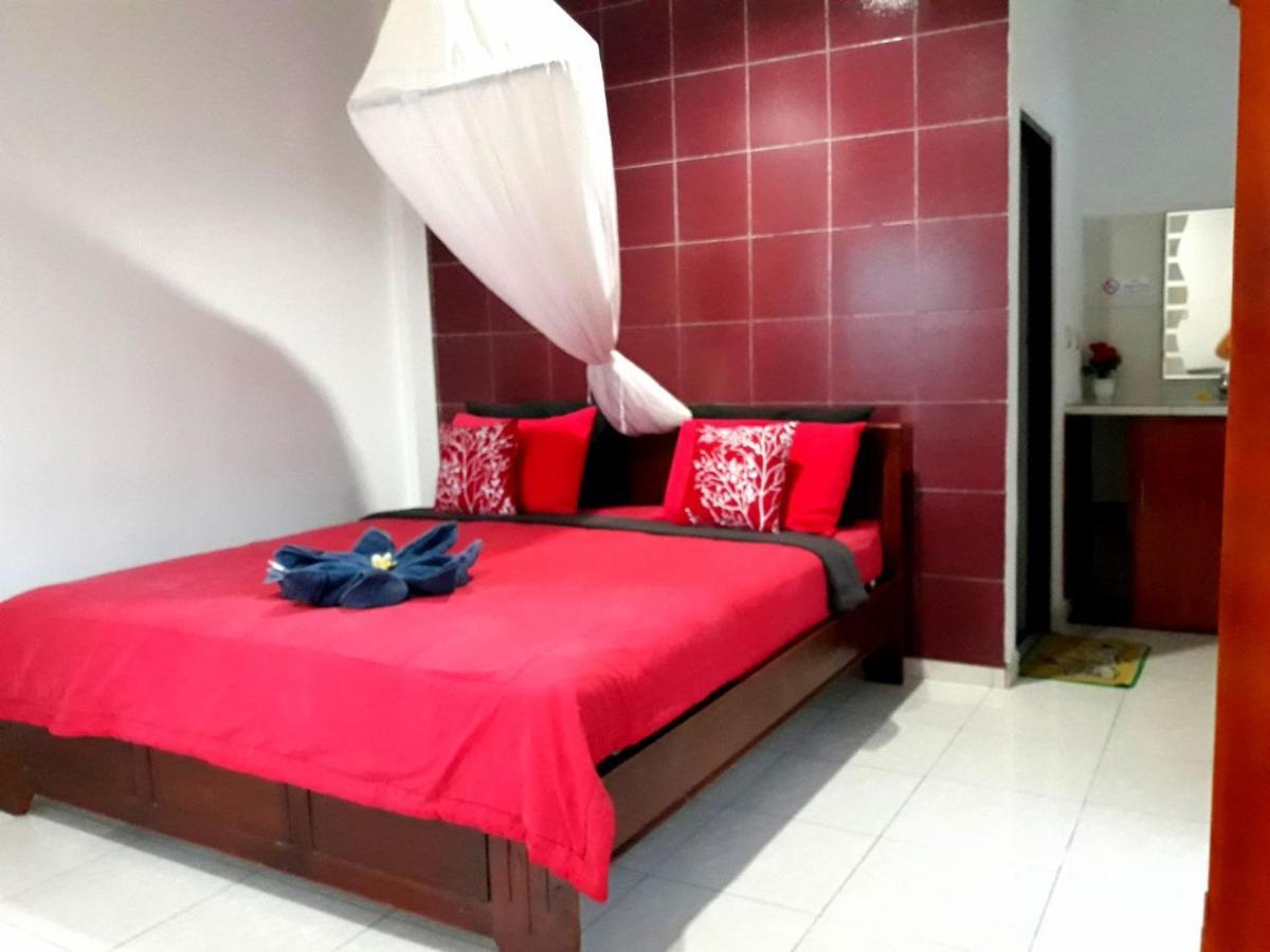 One Homestay And Warung Munduk Exteriér fotografie