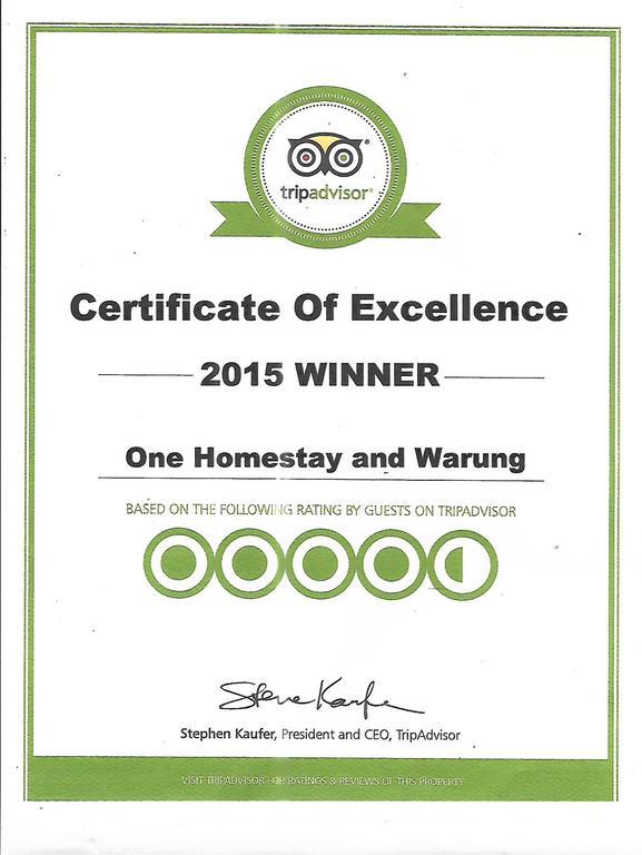 One Homestay And Warung Munduk Exteriér fotografie