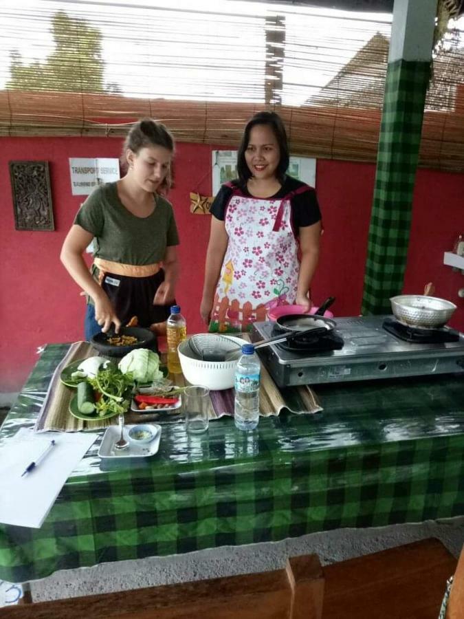 One Homestay And Warung Munduk Exteriér fotografie